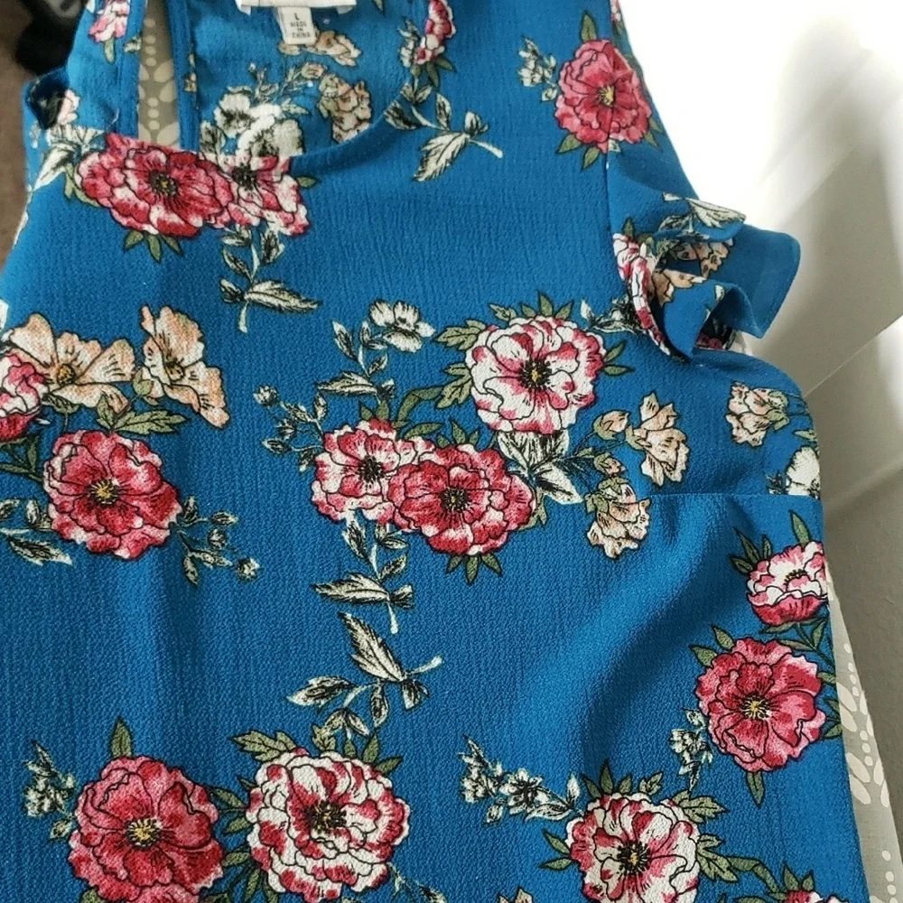 Apt. 9 Flutter Sleeve Blue Ruffled Blouse - Picture 8 of 8